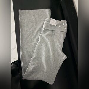 Women’s grey Medium Long vs pink flare leggings